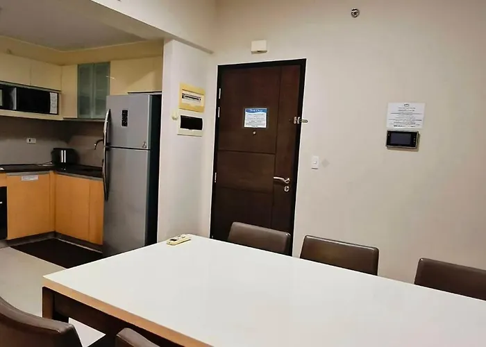 Mactan Newtown * Punta Engaño